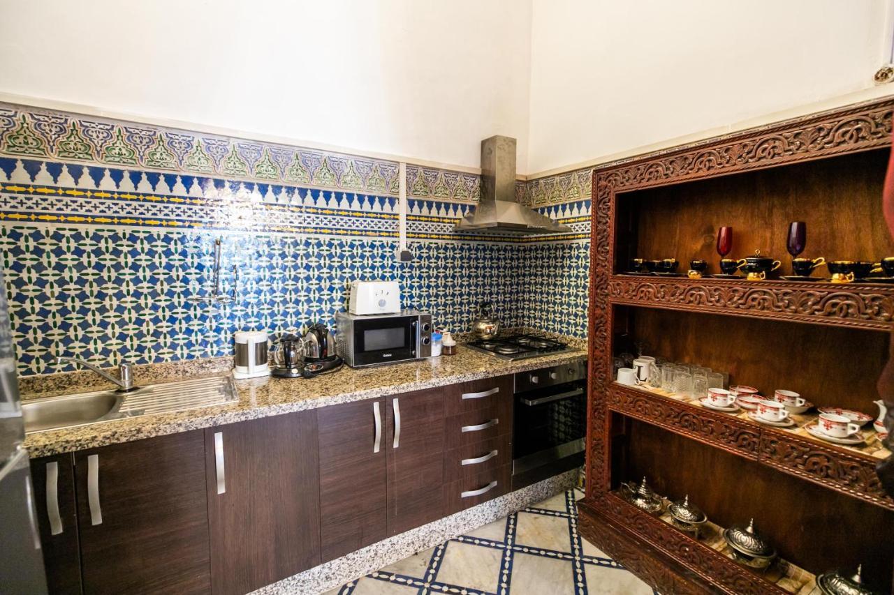 2 Bedroom Charming Apartment フェズ エクステリア 写真