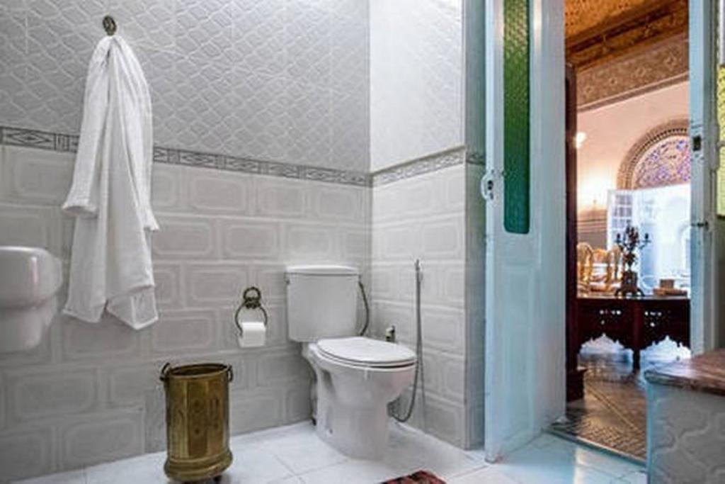 2 Bedroom Charming Apartment フェズ エクステリア 写真